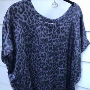 Joie grey animal print short sleeve silk top